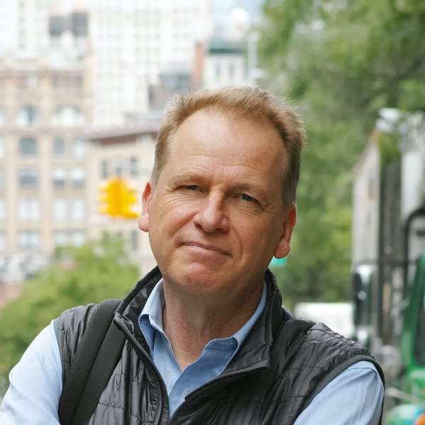 Найджел Тун және интеллект архитектурасы: AI бізді қалай өзгертеді?