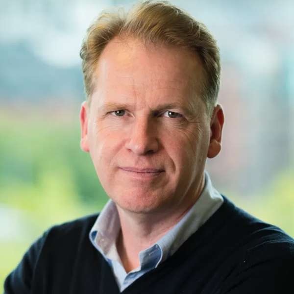 Nigel Toon: Неліктен Найджел Тун бүгін өзекті?